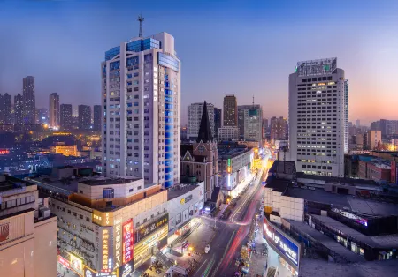 Langting Lizhi Hotel (Hefei Pedestrian Street Store) Отели рядом с достопримечательностью «Hefei University of Technology(Tunxilu Campus)»