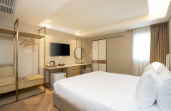 Away Bangkok Riverside Kene