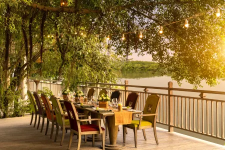 An Lam Retreats Saigon River Отели в г. Thuận An