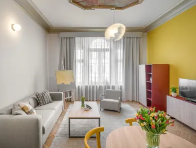 Art House Apartments by Adrez Hotels near Mala strana
