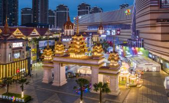 Xiyue Moon Yunxiang Hotel (Kunming South Asian Style Diyicheng Dianchi Branch)