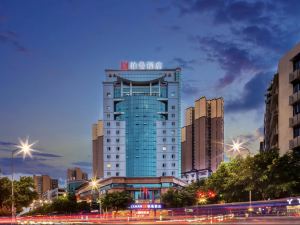 Baiman Hotel (Chongqing Hechuan High-speed Railway Station District Government Branch)