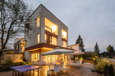Floral Hotel·Time Beyond Hotel (Mingshan District Store)