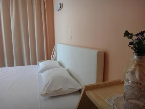 Despoina Hotel فنادق في Edipsos