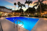 Sonesta ES Suites Torrance Redondo Beach - Rooftop Pools