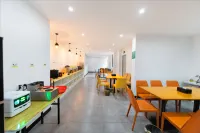 Urban Convenient Hotel （Yugan County Citizen Park） - sarapan