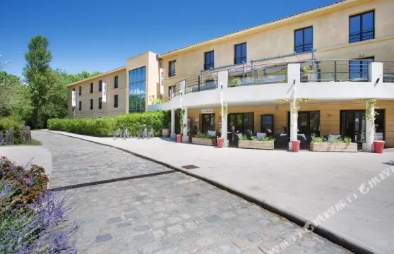 艾克斯普羅旺斯南部貝萊爾山羊套房酒店