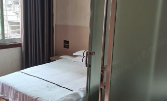 Chaoyang Hotel