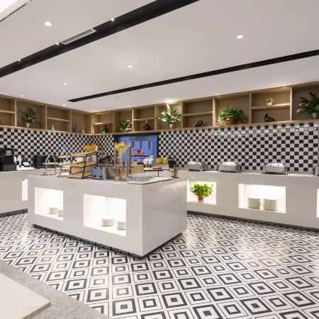 GYA Hotel (Changshu World Trade Plaza Changjiang Road)