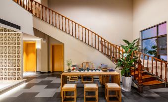 Oukai Yayuan (Nanyang Medical Holy Temple Wanda Plaza Store)
