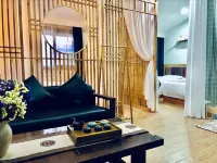 Xiaoxiongjia Youth Hostel - Inns