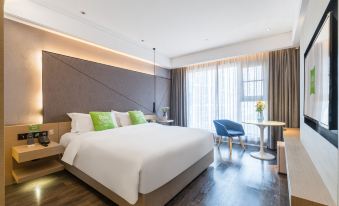 Ibis Shangpin Hotel (Sihong Sizhou Wuyue Plaza Branch)