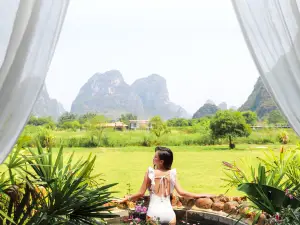 月墅｜温泉野奢度假酒店（陽朔十里畫廊遇龍河店）