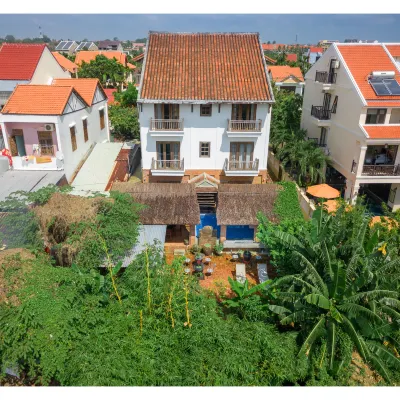 Khách sạn Calm House Hội An 1 Các khách sạn gần Không gian hội ngộ Cotic