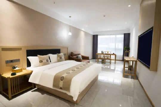 Baoli Shijia Art Hotel (Luohe High-speed Railway West Station Branch)