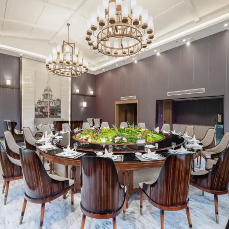 Quannan Yangminghua International Garden Hotel