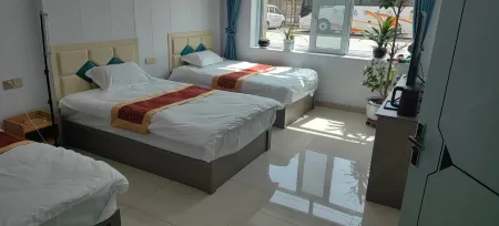 Jiangyanyuan Hotel (Caojiabao Airport) Отели рядом с достопримечательностью «le du nan shan»