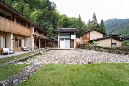 Xuli Community Gulin Homestay (Taishun Xuyidi Branch) Отели рядом с достопримечательностью «Xu'aodi Ancient Villages»
