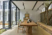 Manting Sixiang Courtyard-Style Hotel