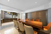Fairyland Shangpin Hotel (Qujing Ruihe West Road)