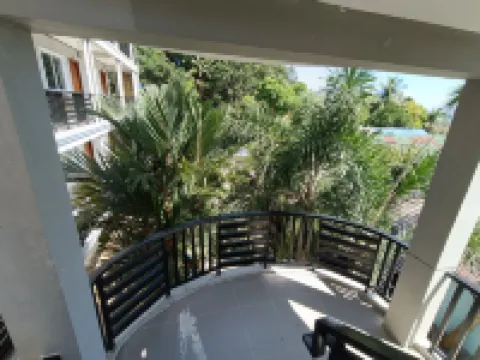 Roomy Guesthouse Koh Rong