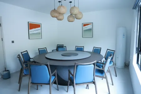 Yangshandao Xiaodaorenjia Homestay Отели рядом с достопримечательностью «Gaogongdaofenghuangwan Sceneic Area»