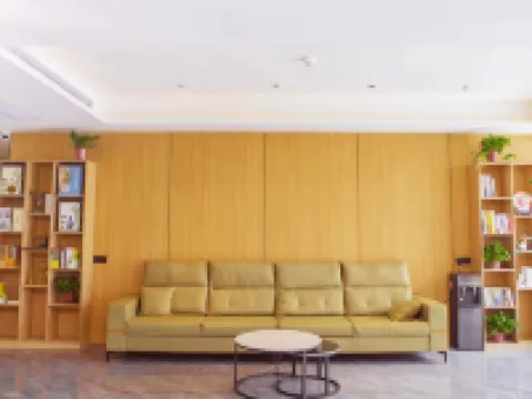 グリーンツリースマートチョイスホテル（ケン城バスステーション） ケン城のホテル