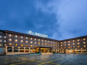 GRAND REZEN