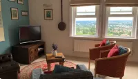 Spacious town house with great view Hoteles en Malvern