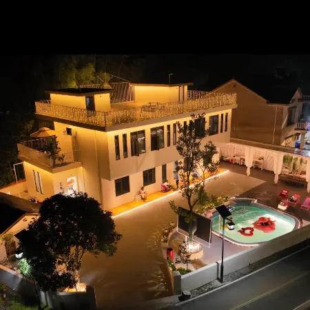 MCS Moon Bay Untitled Hot Spring Private Soup Homestay