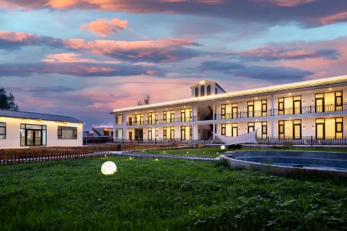 Yunting Mushanxi (Narati Scenic Area Store) Hotels in Кюнес