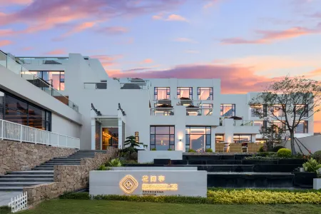 BLOSSOM PAVILION WEISUWAN HUANGSHI Отели рядом с достопримечательностью «Hubei Normal University»