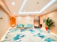 EAST HUAYUAN HOTEL Hotels in Qi County