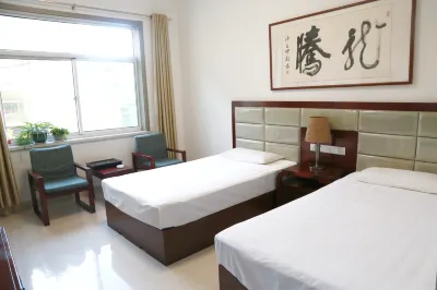 Warm Inn Hotels near Lvliang University