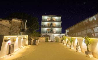 Weizhou lsland suxihuajian SeaView Hotel