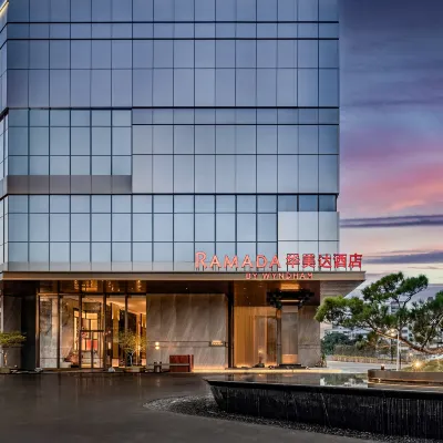 Ramada by Wyndham Foshan Danzao Hotels near Vocational and Technological School of Guangdong Environment Protection
