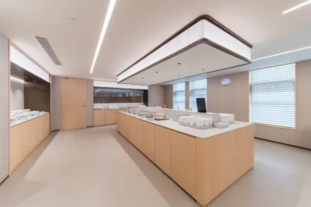 Quanji Hotel (Yueyang Dongting Lake Town Branch) Отели рядом с достопримечательностью «Sheng'an Temple»