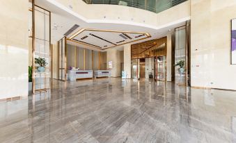 Lavande Hotel (Hezhou High-Speed Railway Station Yongfeng Lake)