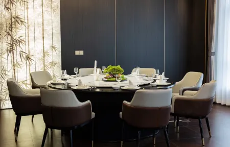 The Brocade Hotel Отели в г. Пенчжоу