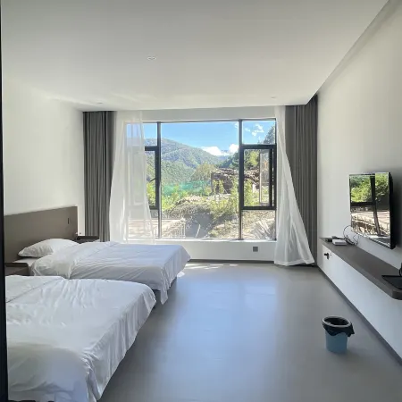 Liulaogen Holiday Hotel