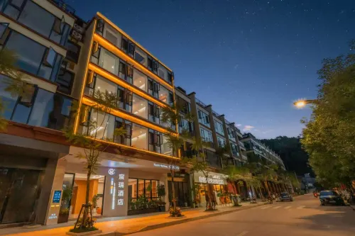 Mojiang Chenrui Hotel