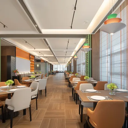 Hampton by Hilton Aksu