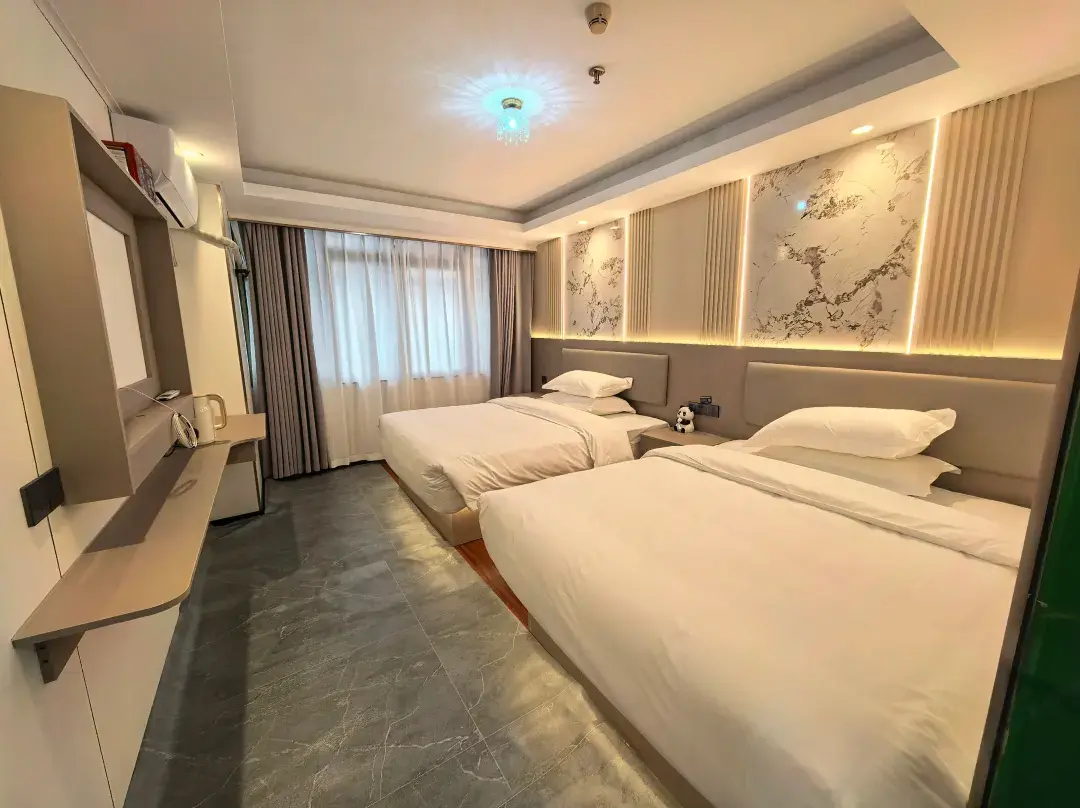 Junyi Chain Hotel - Sai Kung