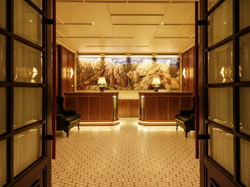 Regal Hotel