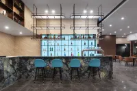 Yixuan Hotel (Kaifeng Drum Tower Square)