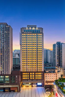 All Seasons Hotel (Chongqing Guanyinqiao Pedestrian Street Central Plaza) - 주차장