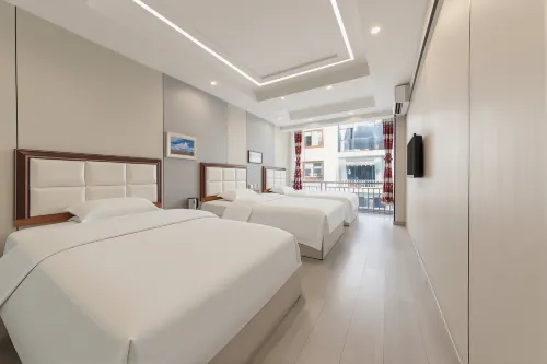 Kangding Yabore Homestay - Inns