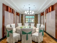 Meet Karst Cave Hotel (Zhashui Karst Cave National Geopark Branch) Hotels in Zhashui