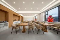 Hulunbuir Genhe Snowy Cloudscape Hotel (Longfeng Building) - Wifi