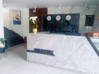 Menglianxuan Gold Port Hotel - 2-Star